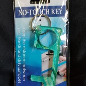 TOUCHLESS KEYCHAIN